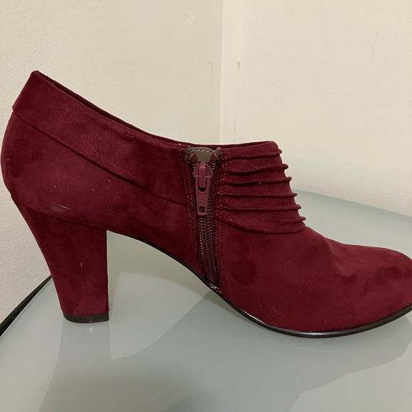 Aerosoles boots size 11 - Picture 4 of 6